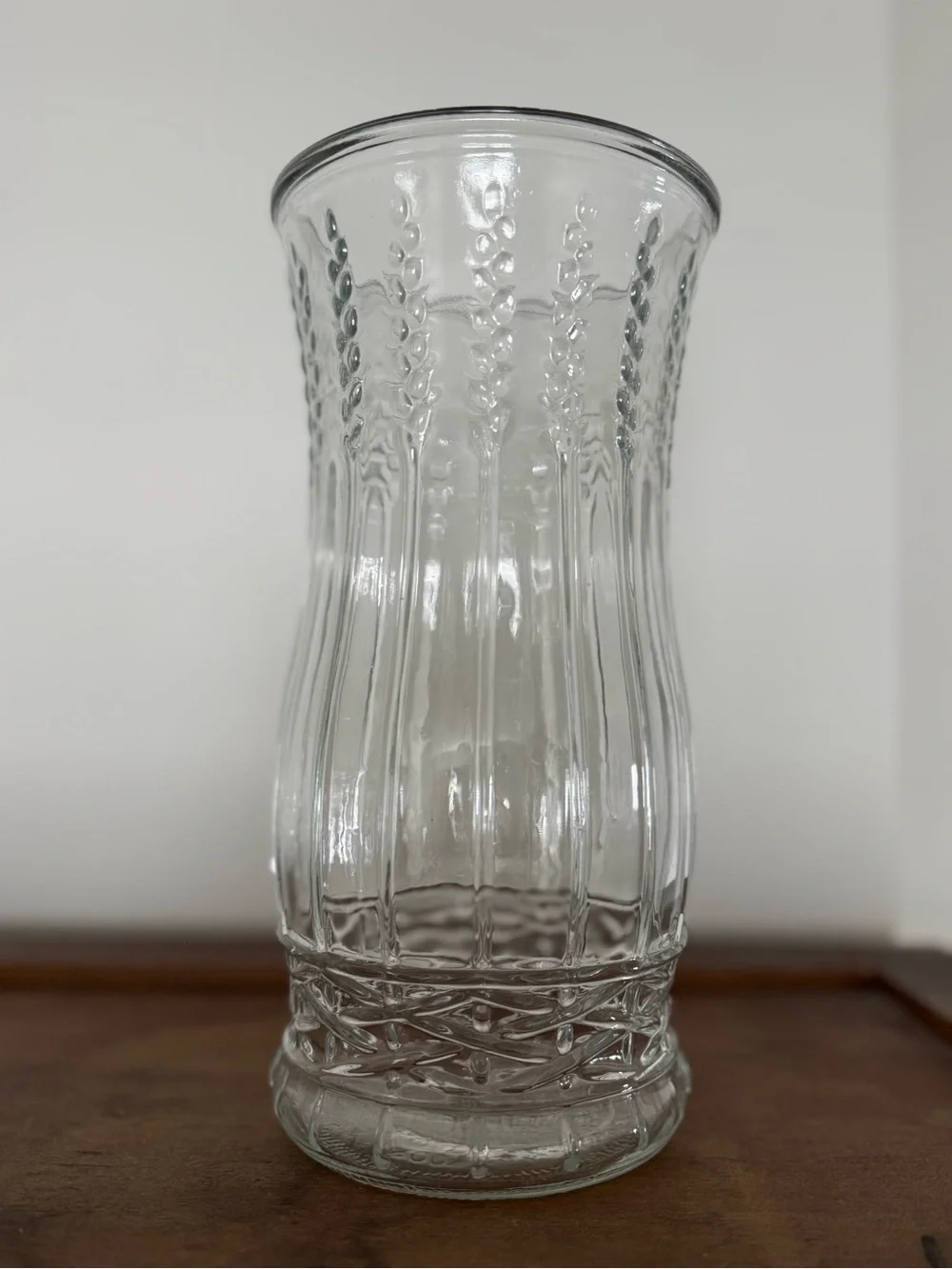 Vintage E.O. Brody Co C973 Clear Glass Vase 9.5” Wheat Feather Rib MCM USA
